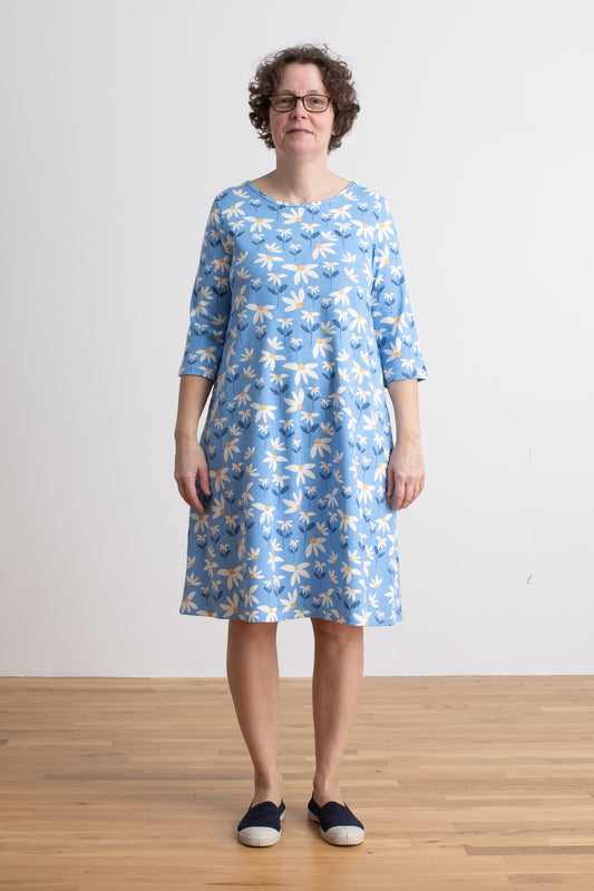 Women's Helsinki Dress - Daisies Blue