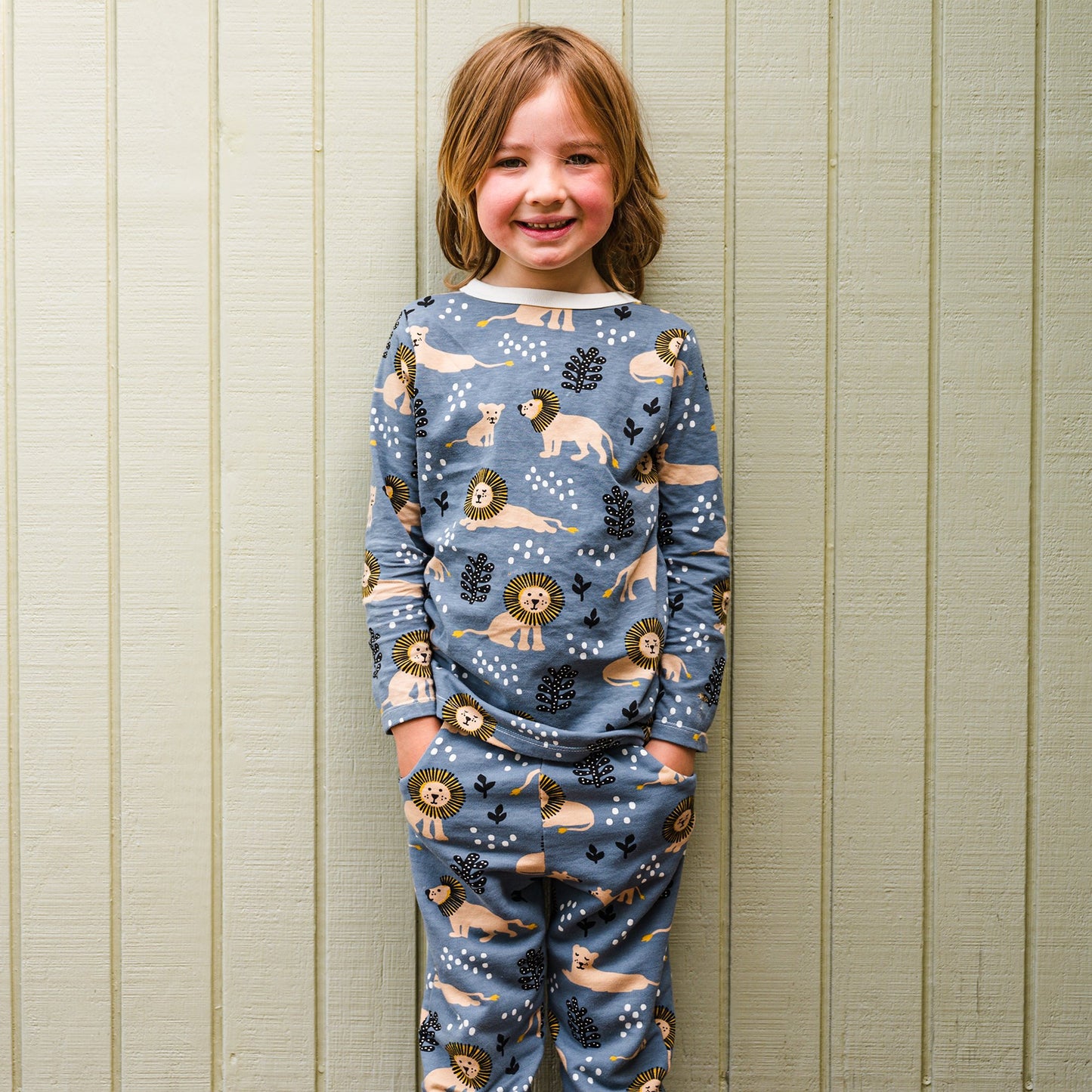 Long-Sleeve Tee - Dutch Floral Delft Blue