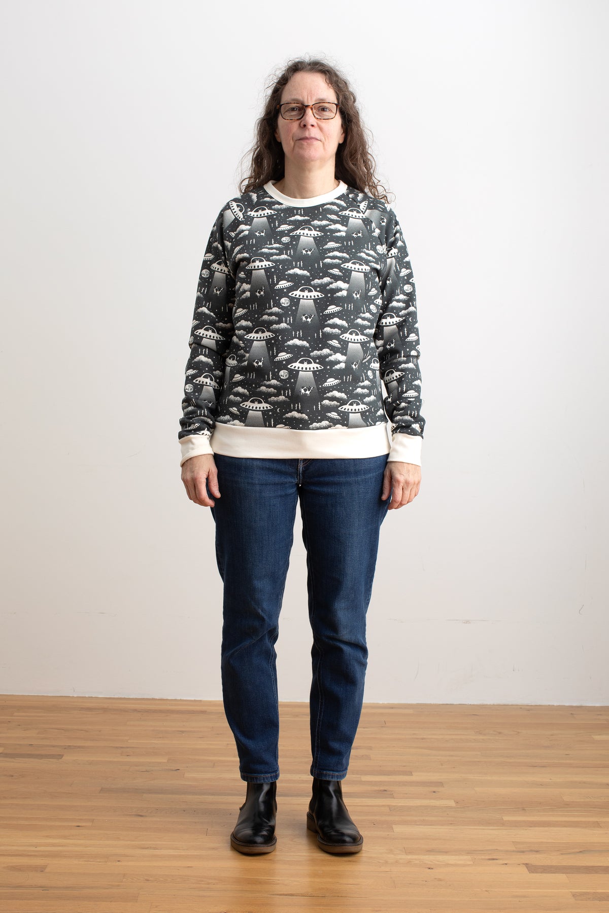 Adult Sweatshirt - Aliens Charcoal