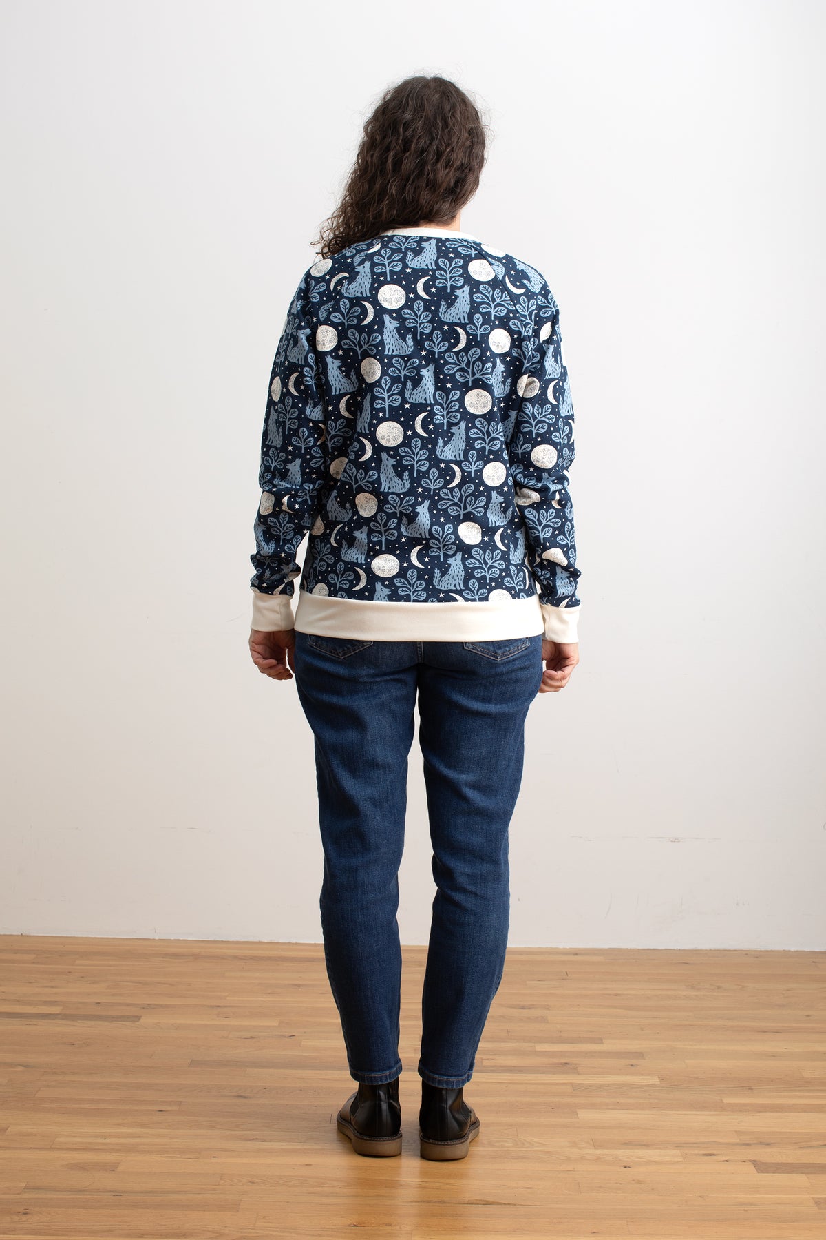 Adult Sweatshirt - Wolves Navy