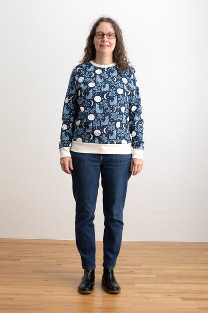 Adult Sweatshirt - Wolves Navy