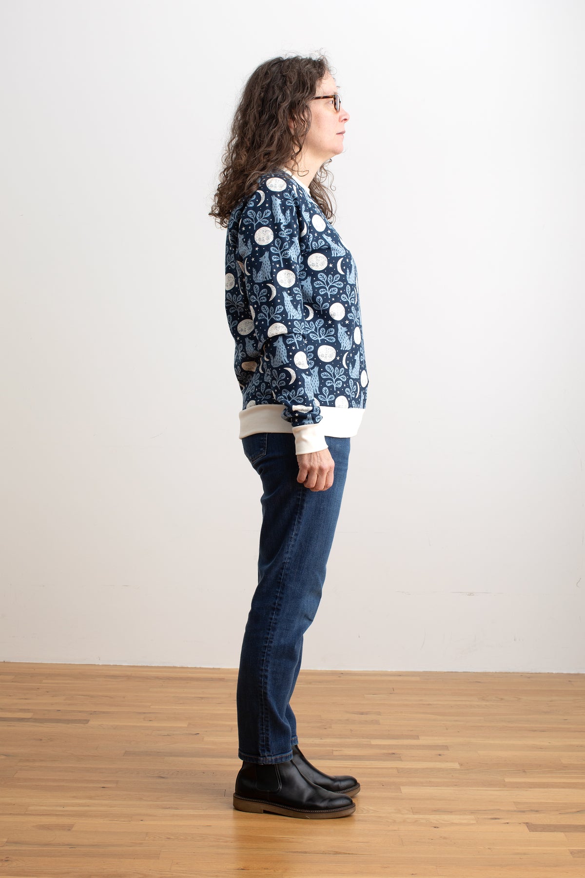 Adult Sweatshirt - Wolves Navy