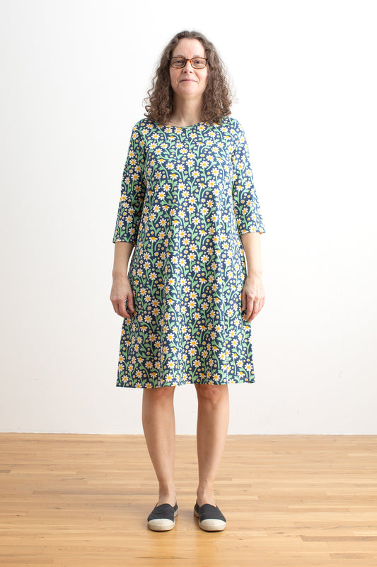 Helsinki Dress - Bold Daisies Navy
