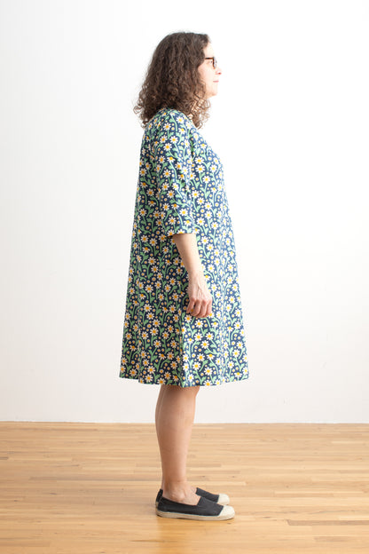 Helsinki Dress - Bold Daisies Navy