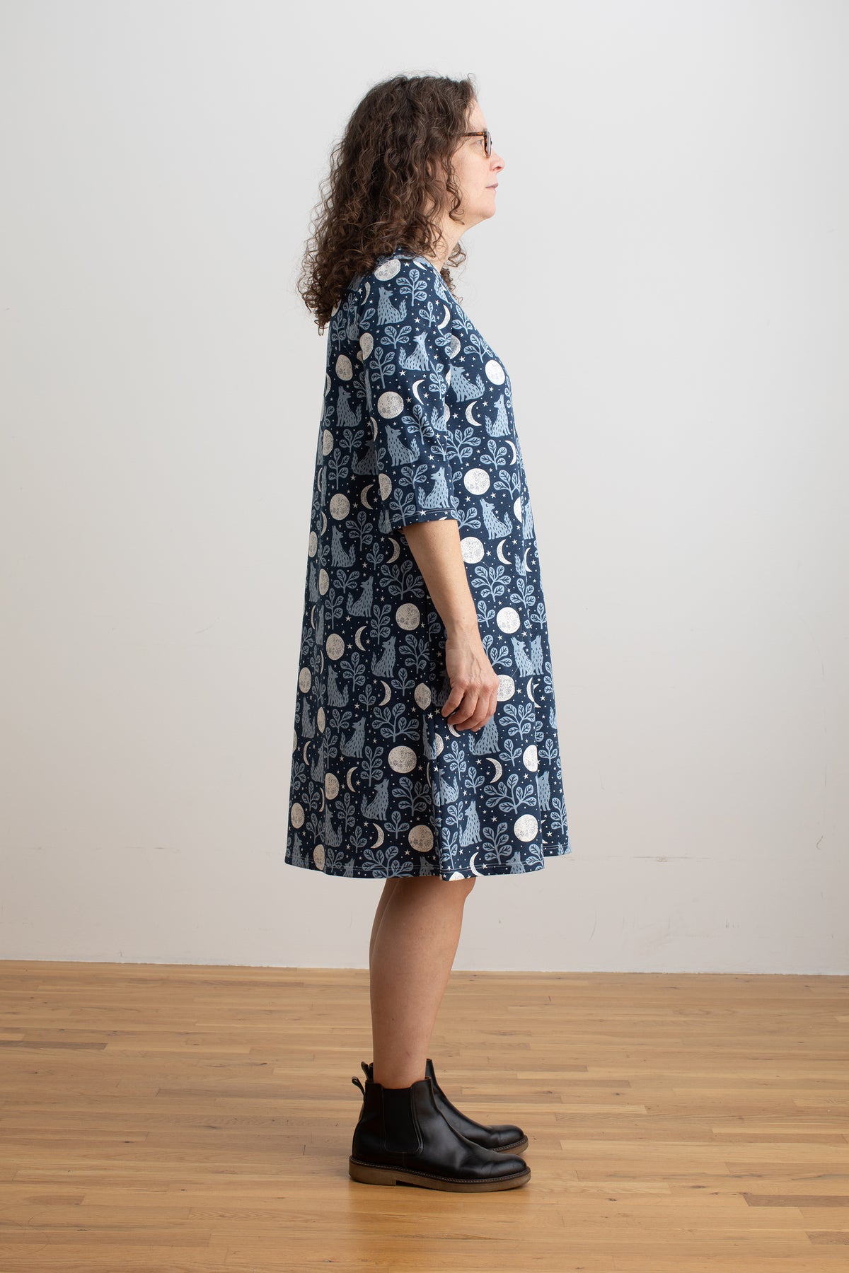 Helsinki Dress - Wolves Navy
