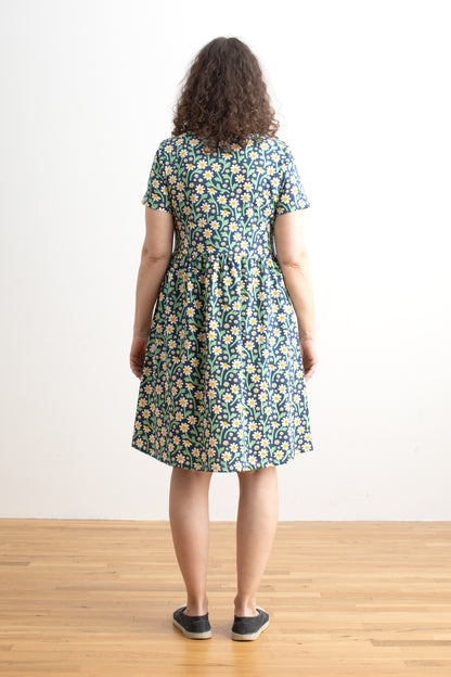 Stockholm Dress - Bold Daisies Navy