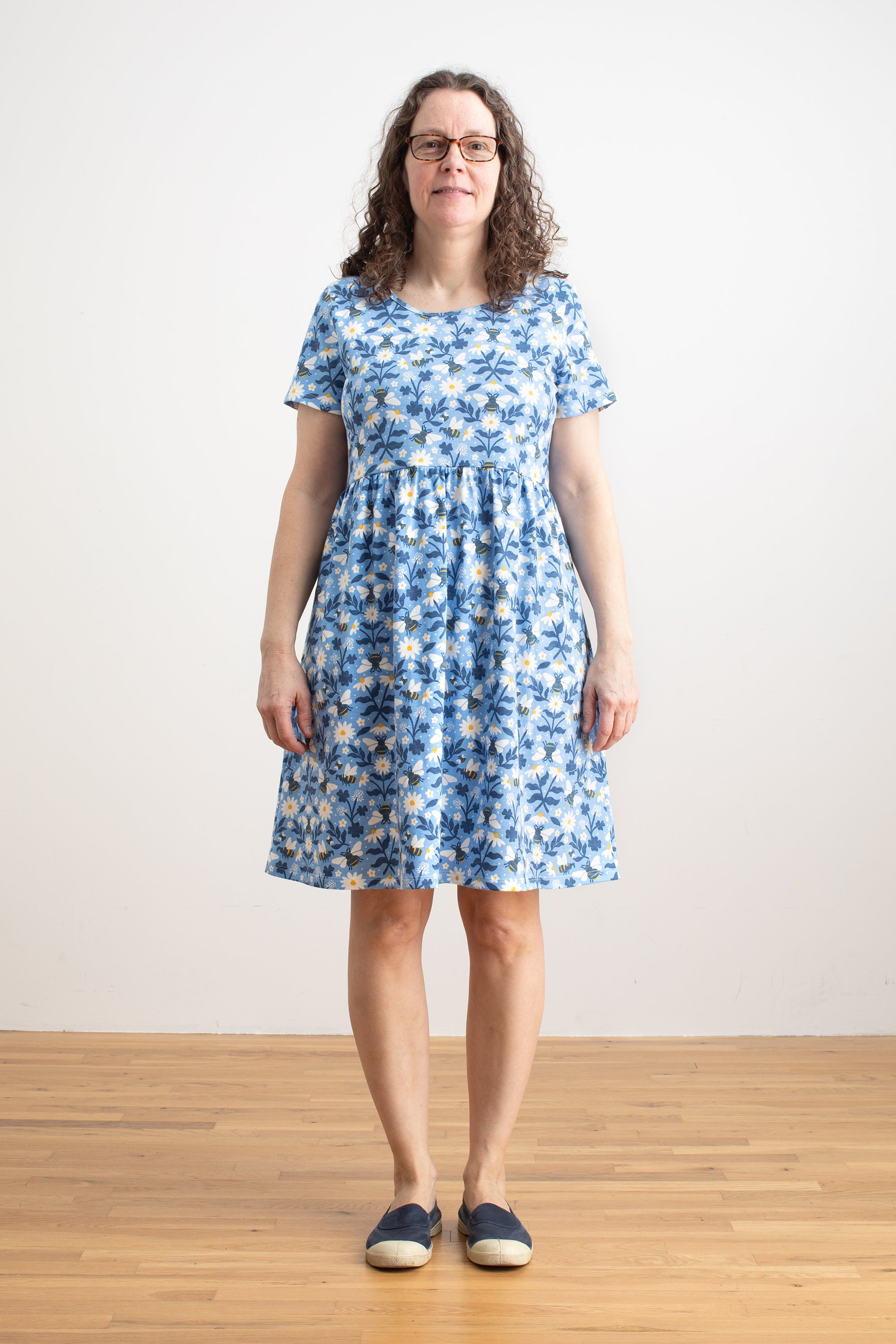 ADULT SHORT SLEEVE DRESSES – Winter Water Factory